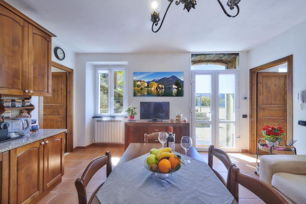 Casa Ducale Como Lake View Mandello del Lario Exterior foto